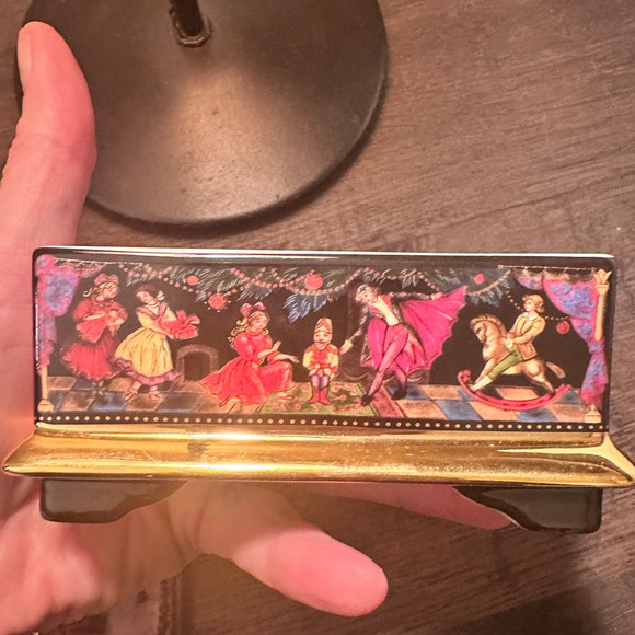 VINTAGE ARDLEIGH ELLIOT & SONS RUSSIAN NUTCRACKER MUSIC TRINKET - Picture 4 of 8